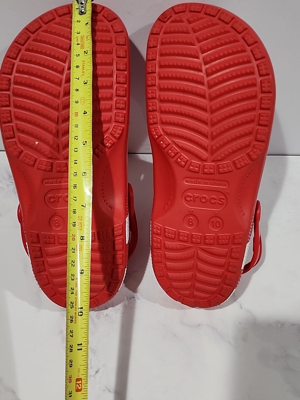 Crocs  Red Clogs - Picture 9 of 9